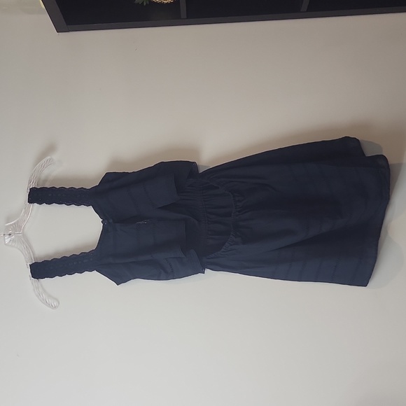 ROMEO + JULIET COUTURE Navy Blue Lace Peekabo Back Midi Dress - Picture 10 of 16